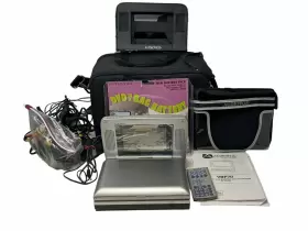 Audiovox Vpb70 Portable Dvd Player Complete With Battery Pack And Extra 5 Inch Monitor Audiovox Vpb70 Portable Dvd Player Complete With Battery Pack And Extra 5 Inch Monitor
