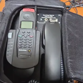 Globalstar Gps-1600 Portable Satellite Radio Kit Black Handset External Antenna Case