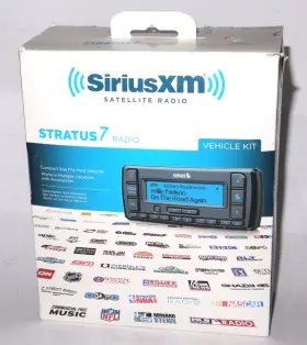 884720012327 SIRIUS Xm Stratus Satellite Radio Kit