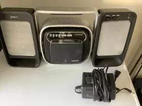 ML0439001264 SIRIUS Xact Satellite Radio Boom Box Cd Player