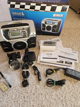 ST2RB SIRIUSXM Sirius Satellite Radio Starmate Replay Boombox
