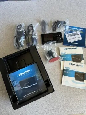 SX1EH1 SIRIUSXM Edge Dock Play Satellite Radio Receiver Kit