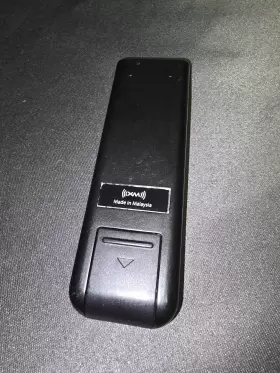 24J07 XM Radio Remote Control Takes Battery #3