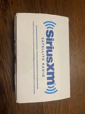 884720013195 XM Sirius Satellite Dock Play Radio Box Kit