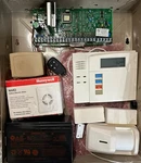 Honeywell Vista-20p Rf Kpd 2 Door 1 Motion Fob & Siren Programmed. Fixed Price $140.00.
